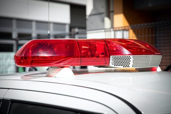 高速道路で「後ろにピッタリ」あおり運転してきた“ガラの悪い”スポーツカーが警察に捕まるまで――仰天ニュース特報