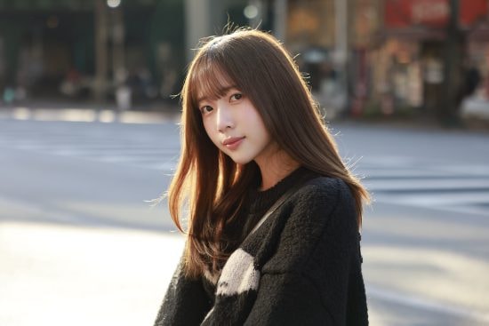 NSCで芸人を目指した女性が、“セクシー女優”ではなく「見えるか見えないか」で人気になるまで