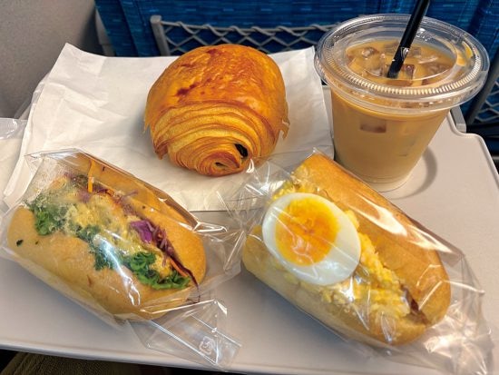 東海道新幹線の新定番パン弁当