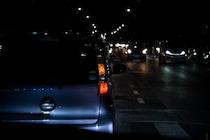 “あおり運転”してきた相手の正体にア然。警察に捕まって土下座レベルの謝罪をするまで…一発で免許取消しも、最新の厳罰事情