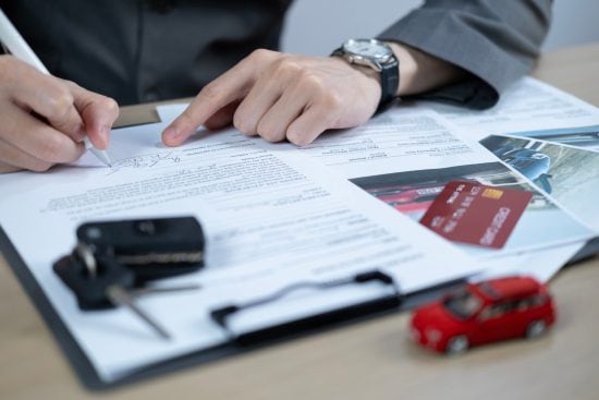 ディーラー元営業マンが「自分の車には絶対につけないオプション」5選――仰天ニュース特報