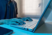 「死んだ上司からSlackで指示が…」米シリコンバレーで議論される“永遠のブラック労働”という地獄