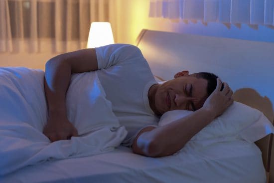 「寝ても疲れが取れない」意外な原因…プロが実践している“睡眠の質”を上げる習慣