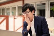 「春になると、なぜかずっとだるい・眠い…」睡眠の専門医が警告する“NG習慣”