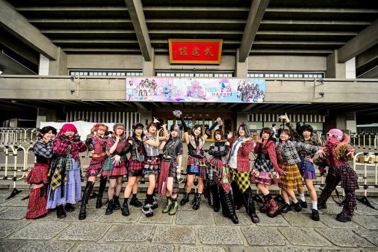 ホリエモン出演の「武道館フェス」が炎上したワケ。「品位を下げるな」批判に出演アイドルはどう答えたのか