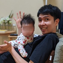 「妻が家事をする必要はない」深夜残業に疲弊した34歳元広告マンが、フリーランス兼主夫になって見つけた“生きやすさ”