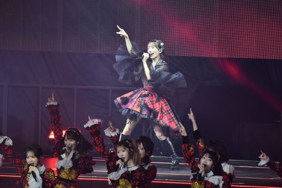 向井地美音卒コン