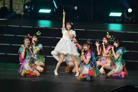 向井地美音卒コン