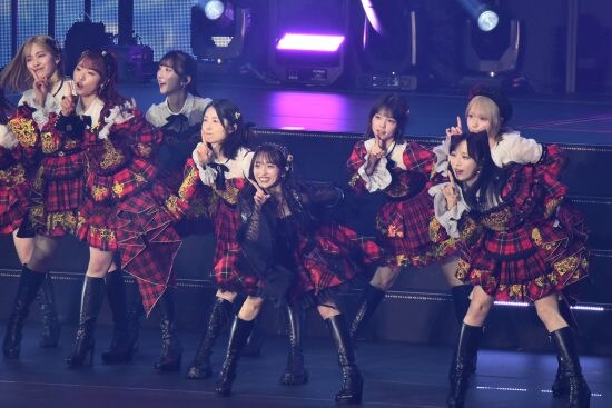 向井地美音卒コン