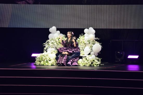 向井地美音卒コン