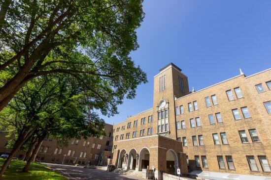 北海道大学