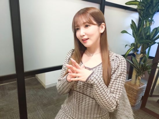 友田彩也香