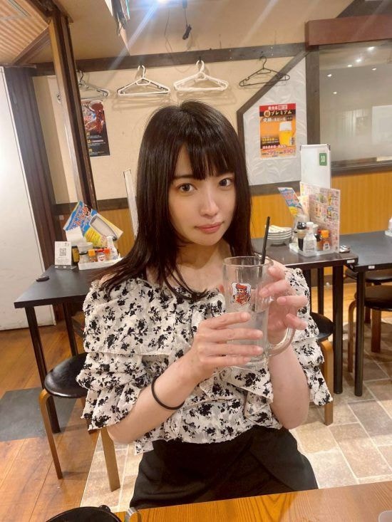 200万円の奨学金を返し続ける「元アイドル」のリアル。芸能界を辞めて一般企業に就職した“やむを得ない”事情