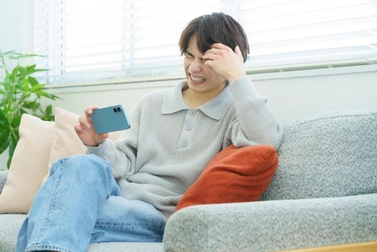 「公務員だから、自分だけは大丈夫だと…」37歳男性が妻に隠れて2年で1500万円の借金、“残高28円”で自己破産するまで