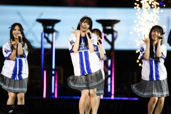 日向坂46