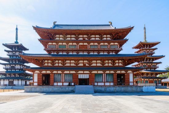職員の髪形を“強制決定”したら「総スカン」された天皇がいた…国名を定めた“偉大な天皇”の知られざる一面