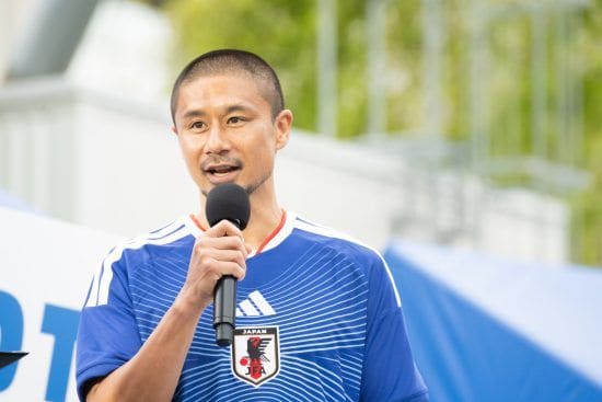 坪井慶介