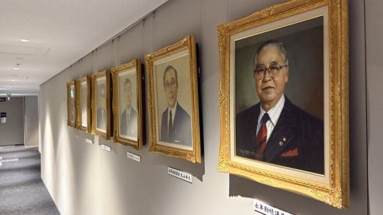 肖像画