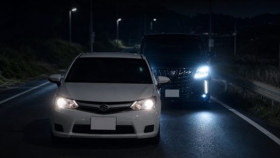 黒塗りのアルファードにあおり運転された男性が「極限状態で思いついた」対抗策。「相手は検挙されたそうです」／運転者の3人に1人が経験、“逃げ場のない15分間”を生き延びた一手