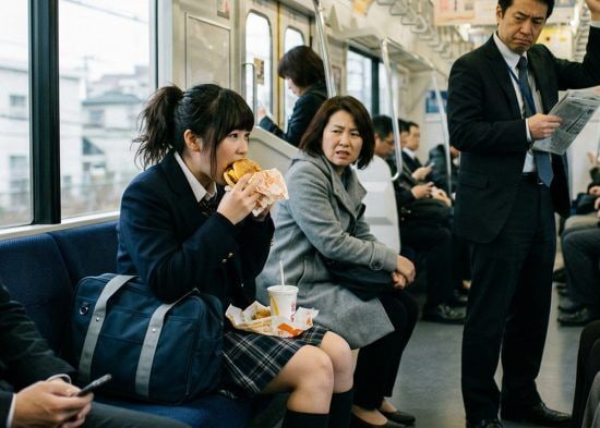 女子高生
