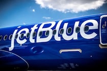 米・航空会社のミスで露呈した「AI値上げ」の真実。AIが”高くても買う人”を勝手に選んでいた