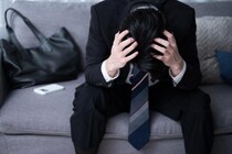 「東大生がうつ病になる」“東大うつ”が急増したワケ。「年収500万円でも劣等感」高学歴だらけの環境で生きる苦労とは