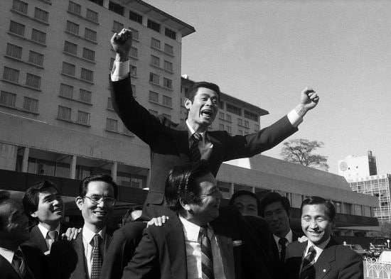 1980年11月26日、港区芝の東京プリンスホテル。西武から1位指名を受けた際の石毛氏