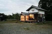 「自分で家を建てて夫と別居した」58歳女性の波乱万丈な歩み。一時は借金1億円を背負うも「不安はなかった」