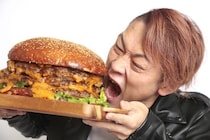 「マッチョこそ強い」MAX鈴木が語る、大食い業界の新しい潮流。日本の現王者が「最強国・アメリカ」のレベルに達する可能性も