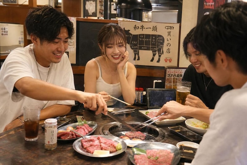 激安焼肉食べ放題店