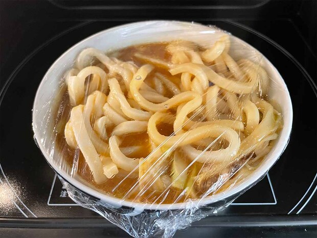 【メンズレシピ】レンチンカレーうどん
