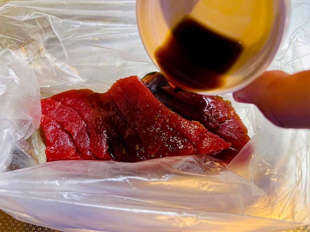 【メンズレシピ】焼肉のタレでマグロの漬け丼