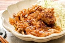 【メシが止まらない】王道の生姜焼き──。結局、こういう料理と白飯が最高なんだ