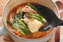 「あぁ、もう最高だ──。」寒い冬、一人鍋だけがたどり着ける“贅沢な時間”