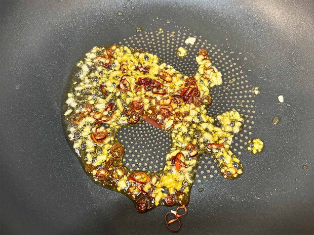 【メンズレシピ】ガーリック枝豆