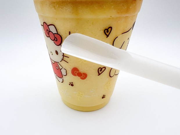 マクドナルド「ポムポムプリンのクリーミープリンフラッペ」