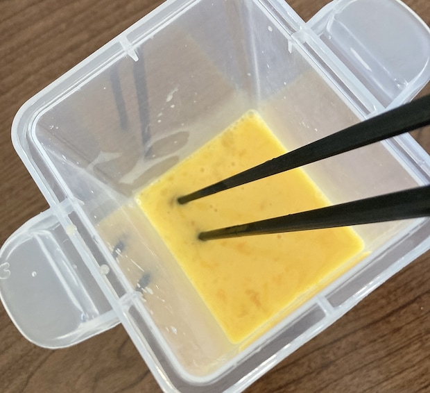 ダイソー「レンジで簡単だし巻きたまご」