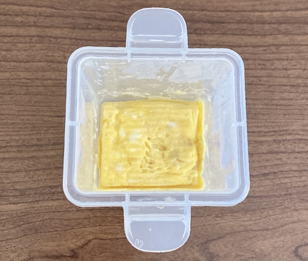 ダイソー「レンジで簡単だし巻きたまご」