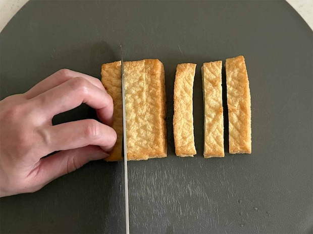 タサン志麻さん「肉巻き(豚薄切り肉&厚揚げ&きのこ)」