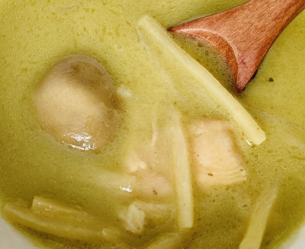 無印良品「素材を生かした 辛くない グリーンカレー」