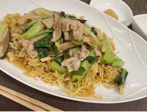 栗原はるみさん「豚肉と小松菜のあんかけ焼きそば」