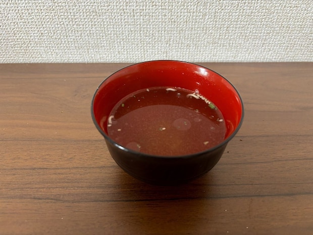 セブンイレブン「7P 1分湯戻し 大盛ソース焼そば」