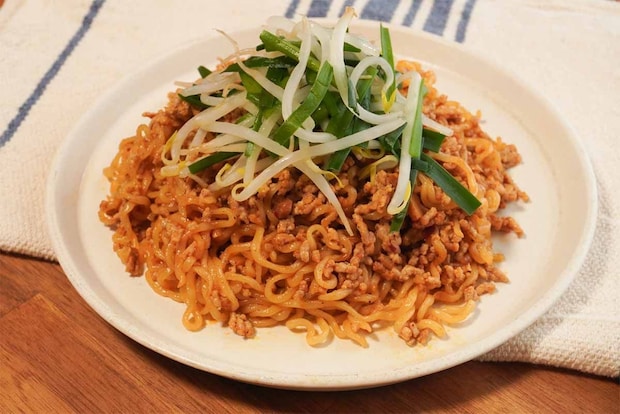 タサン志麻さん「辛ラーメンのまぜそば」
