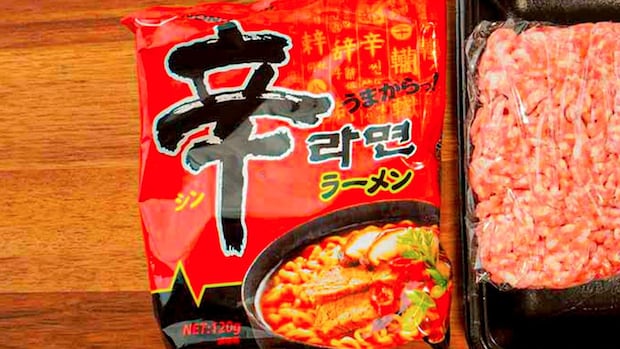 やっぱ、タサン志麻さんすごいわ！「週３で食べたくなる」辛ラーメンの感動レシピ