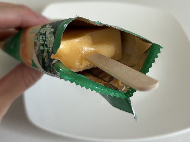 ファミリーマート「とろける食感ぎゅっとメロン」
