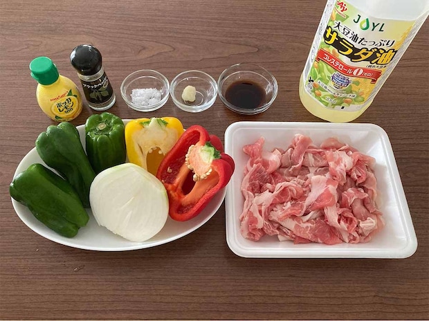 タサン志麻さん「豚肉とカラフル野菜のレモンじょうゆ炒め」