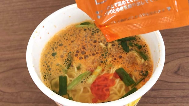 セブンイレブン「7プレミアム 名古屋台湾ラーメン」