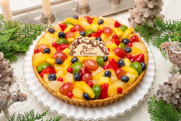 まだ間に合う！予約なしで買える大人気、キルフェボンのクリスマスケーキ　新作「色とりどりのフルーツタルト」など10種を6日間限定販売