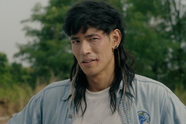 「俺たちバッドバーバーズ」日暮（中島歩）のシュールなモノマネに大爆笑「道徳の授業を始めま～す」→プロレス技に「ケンカは弱いけど背中がでかい」