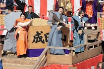 「Mrs．GREEN APPLEになった気分」朝ドラ「ばけばけ」“おトキちゃんパパ”岡部たかし　髙石あかり＆トミー・バストウも参加の成田山節分祭で